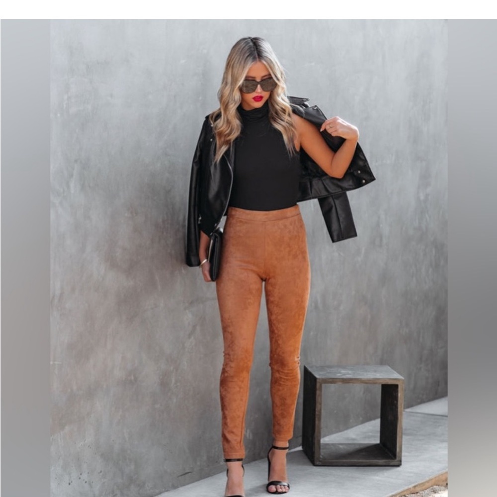 Vici brand, brown suede leggings, size medium
